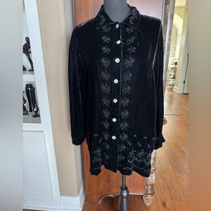 Kiki Black‎ Silk Blend Button Down Shirt